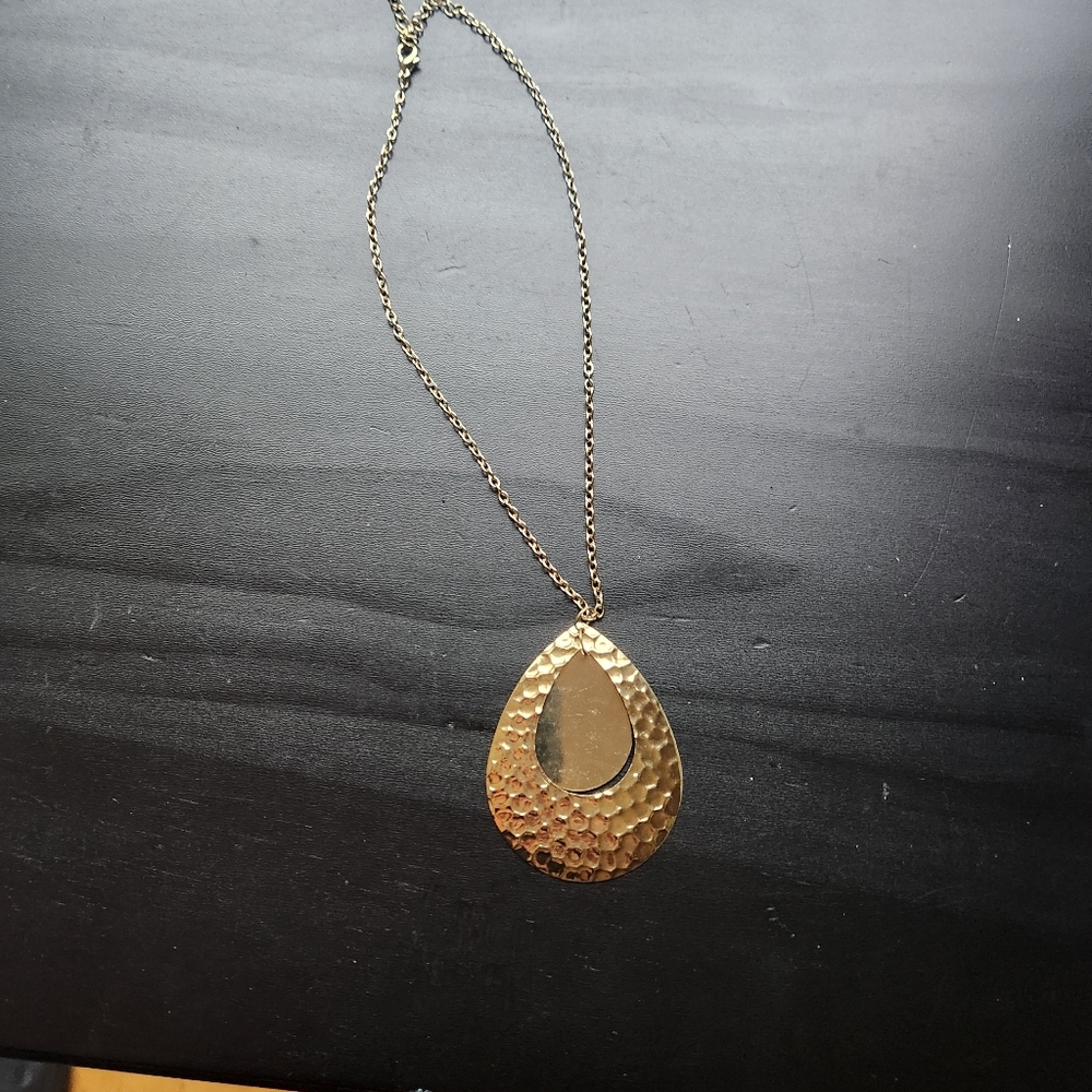 Hammered Gold Teardrop Necklace - Picture 4 of 5